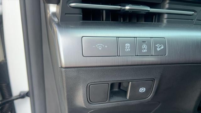 2024 Hyundai KONA SE