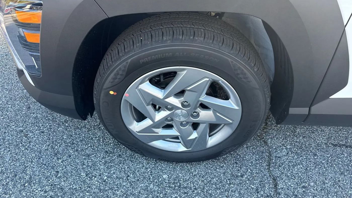 2026 Hyundai KONA SE