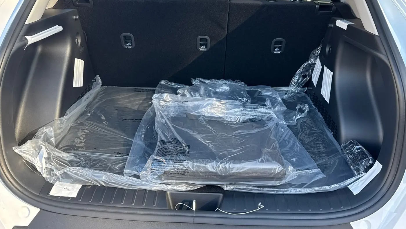 2026 Hyundai KONA SE