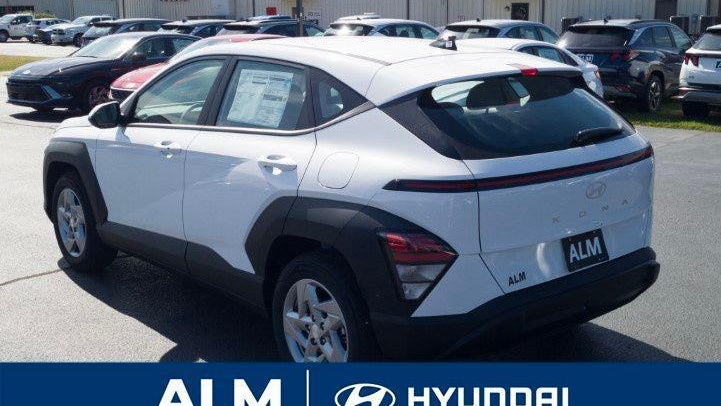 2026 Hyundai KONA SE