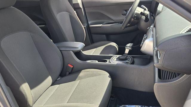 2024 Hyundai KONA SE