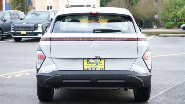2026 Hyundai KONA SE