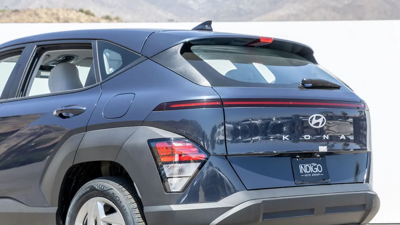 2026 Hyundai KONA SE