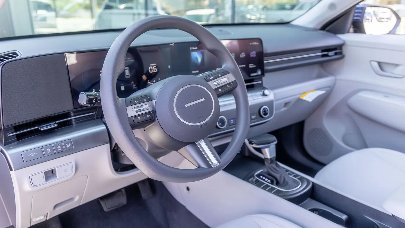 2026 Hyundai KONA SE