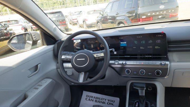 2026 Hyundai KONA SE