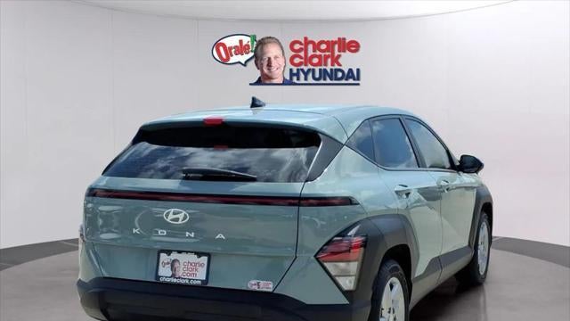 2024 Hyundai KONA SE