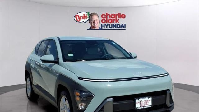 2024 Hyundai KONA SE
