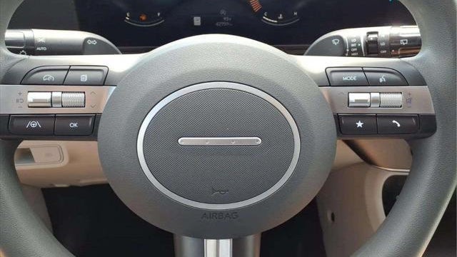 2024 Hyundai KONA SE