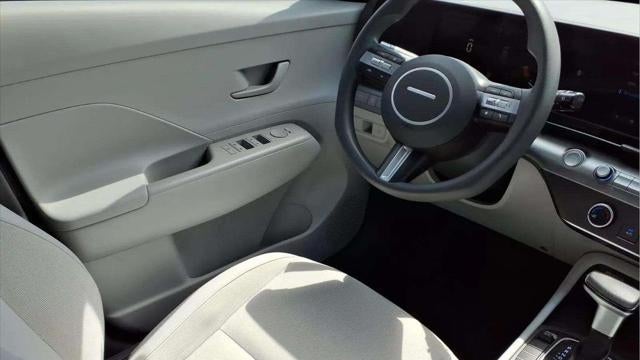 2024 Hyundai KONA SE