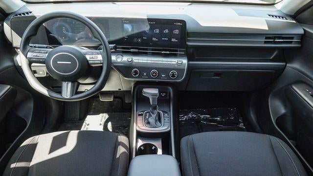 2025 Hyundai KONA SE