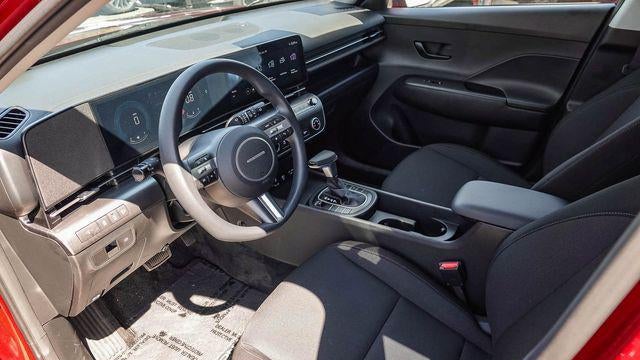 2025 Hyundai KONA SE