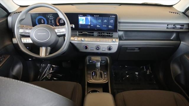 2025 Hyundai KONA SE