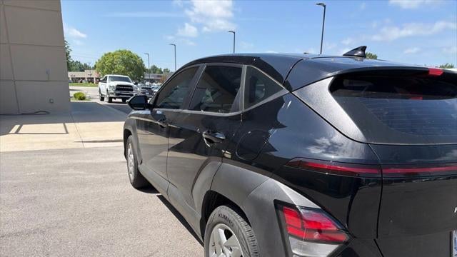 2025 Hyundai KONA SE