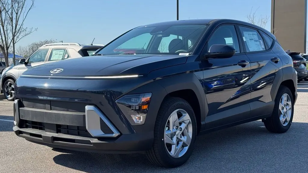 2026 Hyundai KONA SE