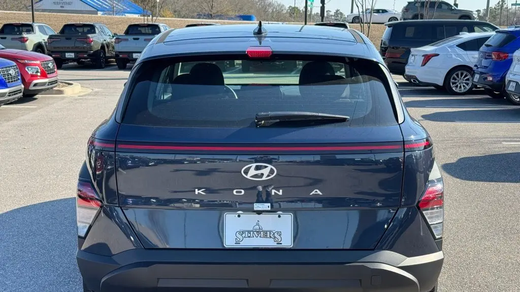 2026 Hyundai KONA SE
