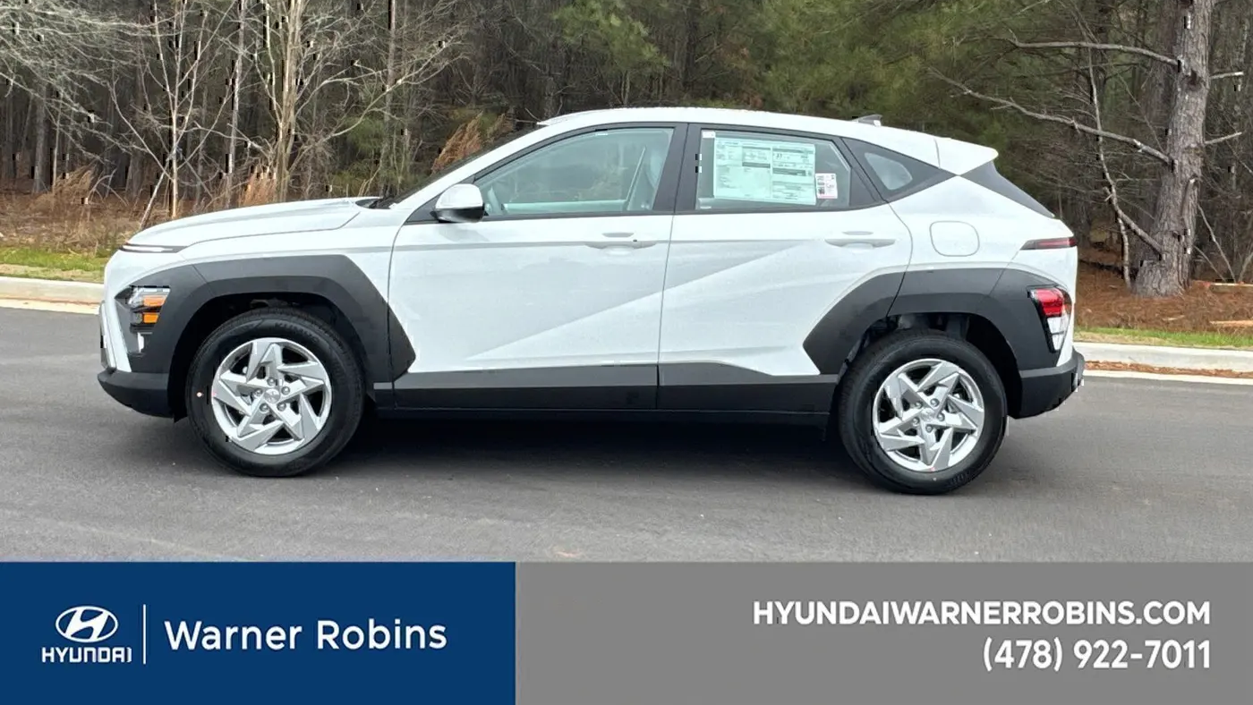 2026 Hyundai KONA SE