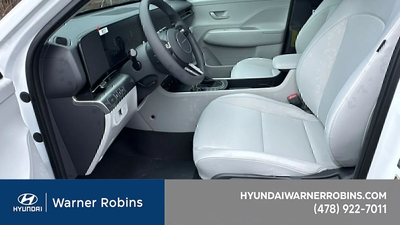 2026 Hyundai KONA SE
