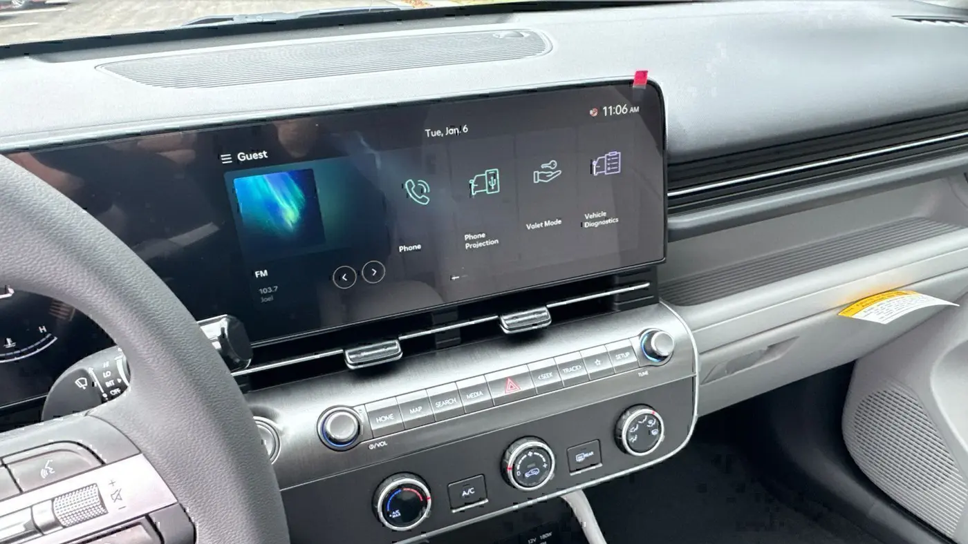 2026 Hyundai KONA SE