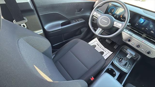 2026 Hyundai KONA SE
