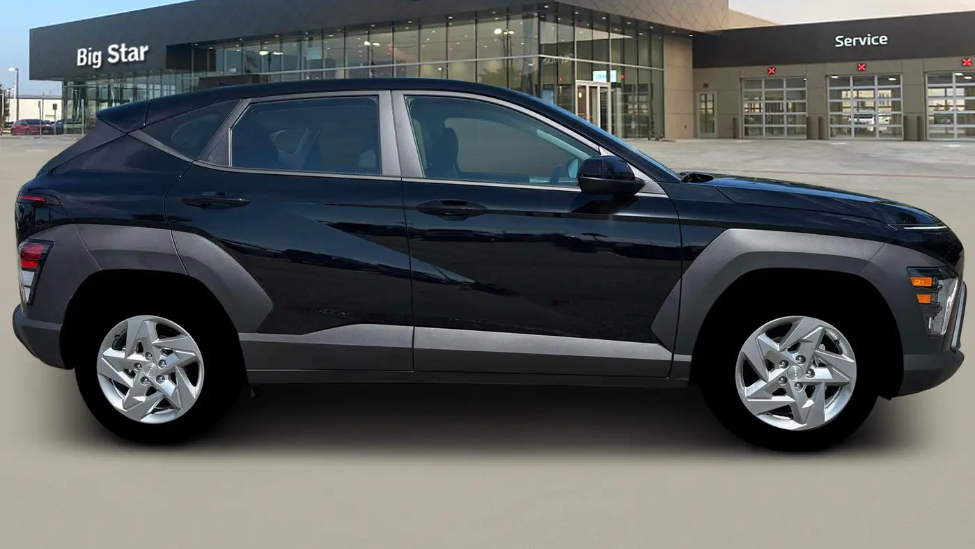 2026 Hyundai KONA SE