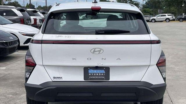 2026 Hyundai KONA SE