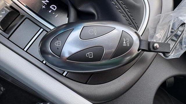 2026 Hyundai KONA SE