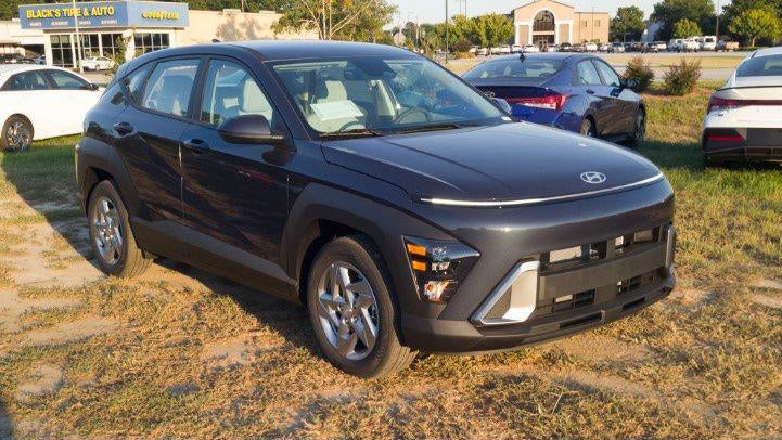 2026 Hyundai KONA SE