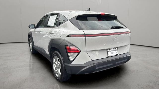 2024 Hyundai KONA SE