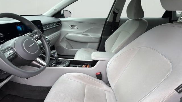 2024 Hyundai KONA SE