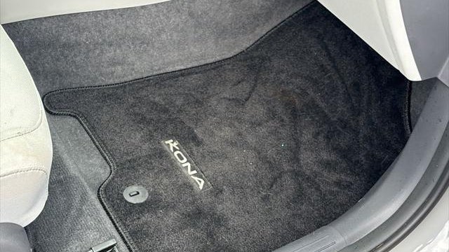 2024 Hyundai KONA SE