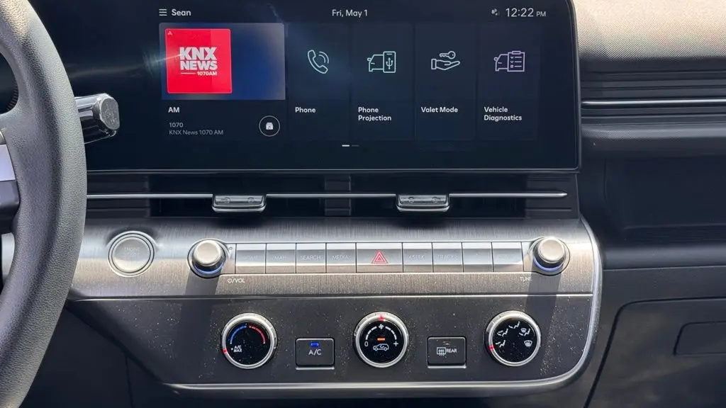 2024 Hyundai KONA SE