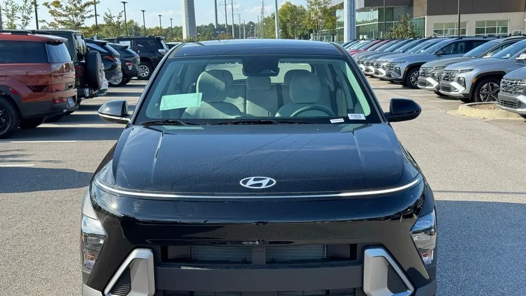 2026 Hyundai KONA SE