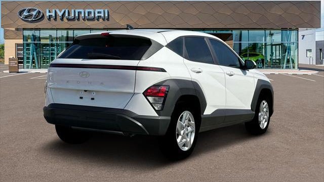 2026 Hyundai KONA SE