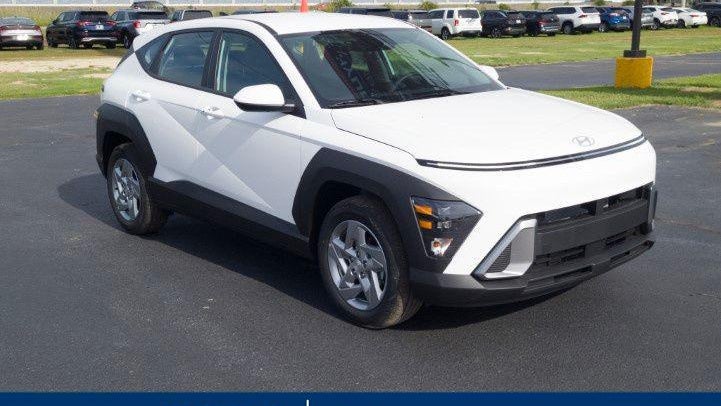 2026 Hyundai KONA SE