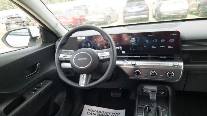 2026 Hyundai KONA SE