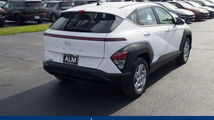 2026 Hyundai KONA SE