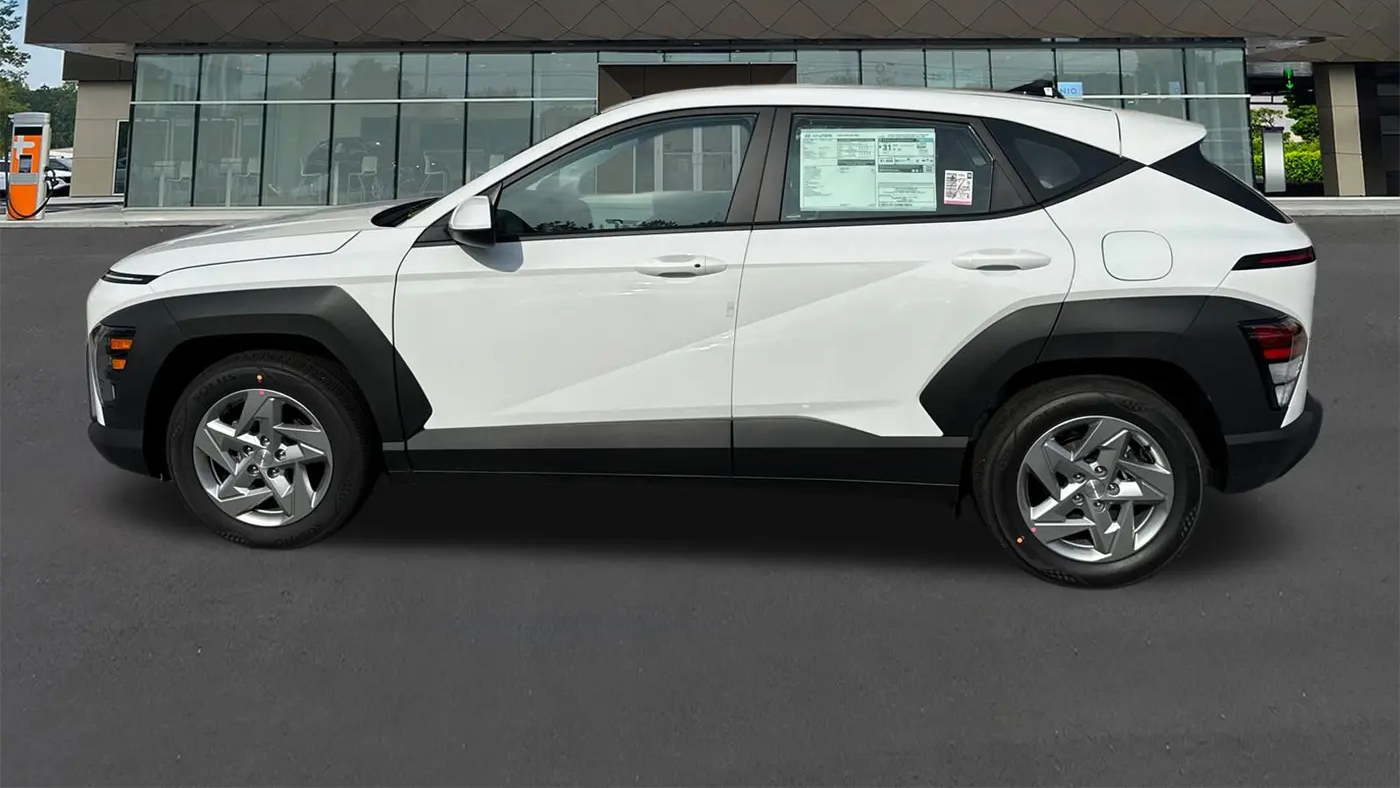 2026 Hyundai KONA SE