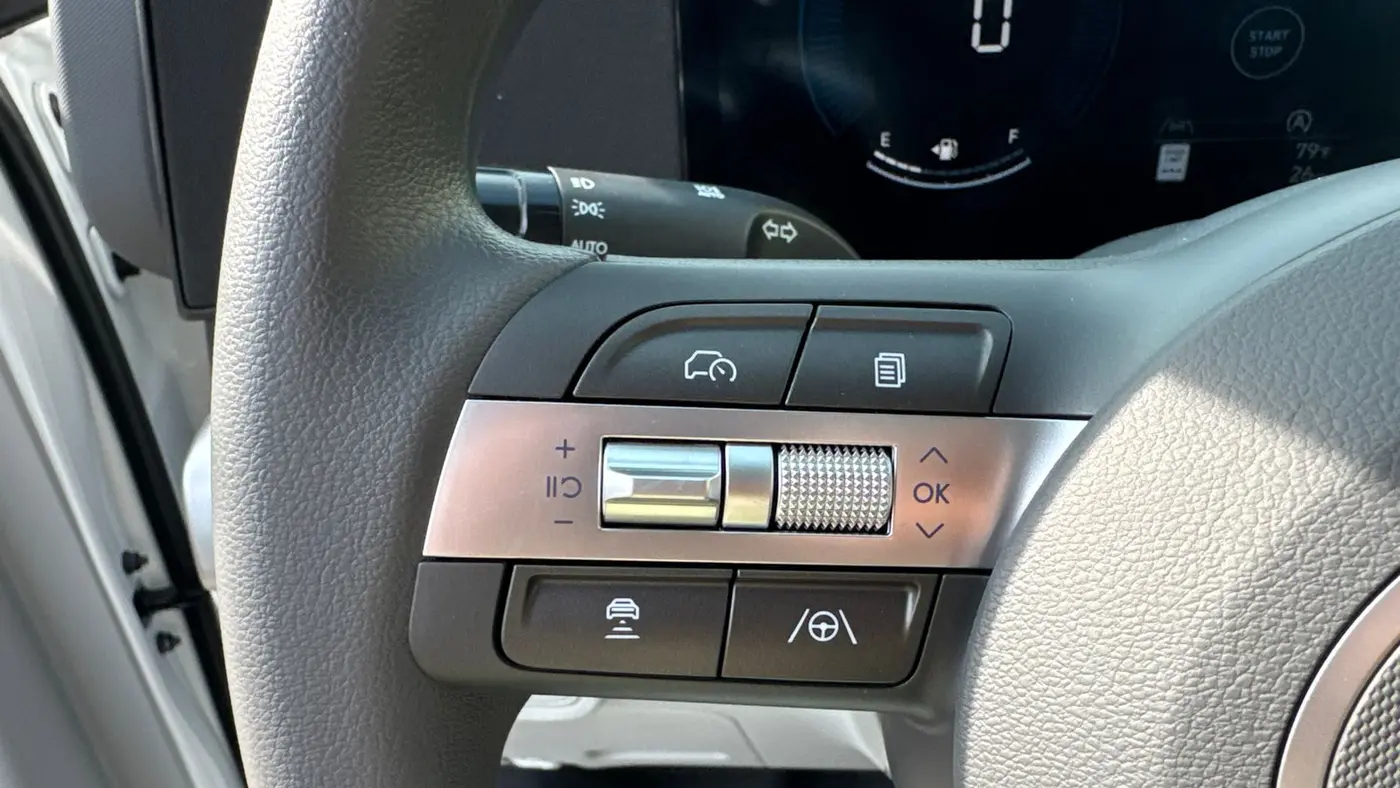 2026 Hyundai KONA SE