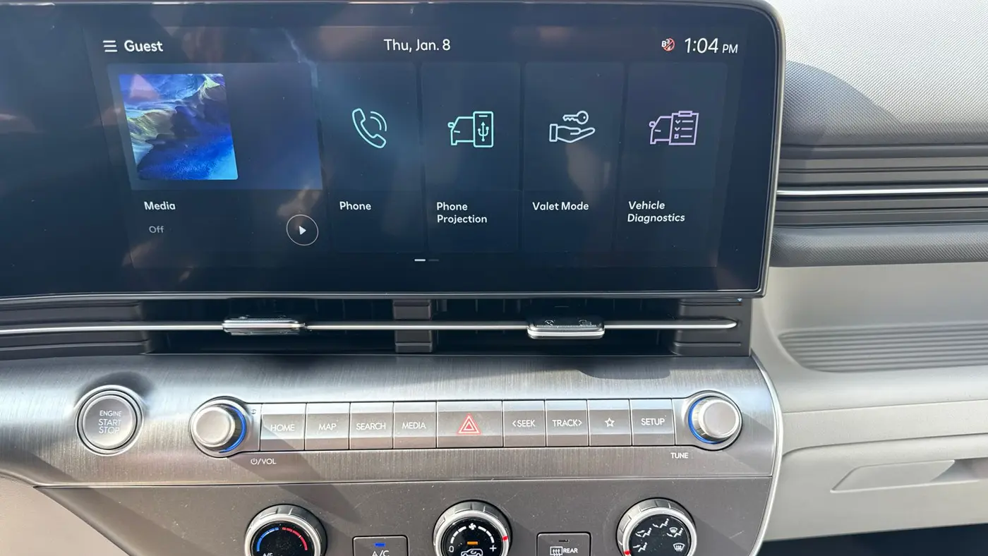 2026 Hyundai KONA SE