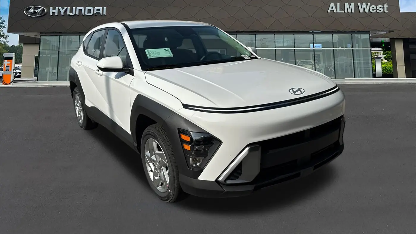 2026 Hyundai KONA SE