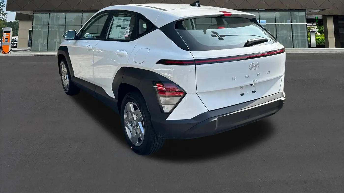 2026 Hyundai KONA SE