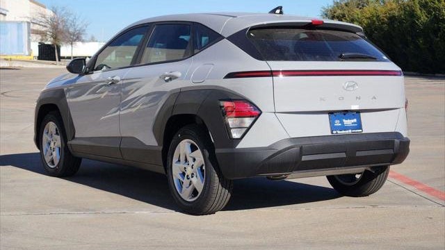 2026 Hyundai KONA SE