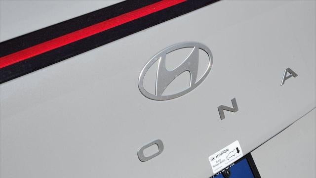 2026 Hyundai KONA SE