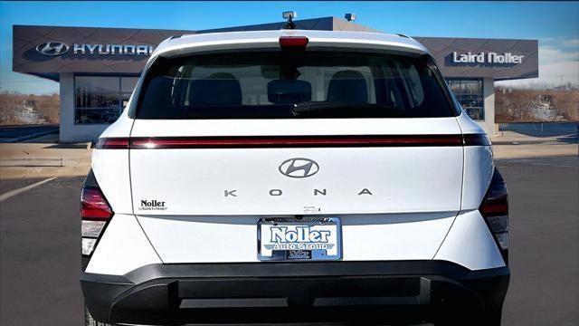 2026 Hyundai KONA SE