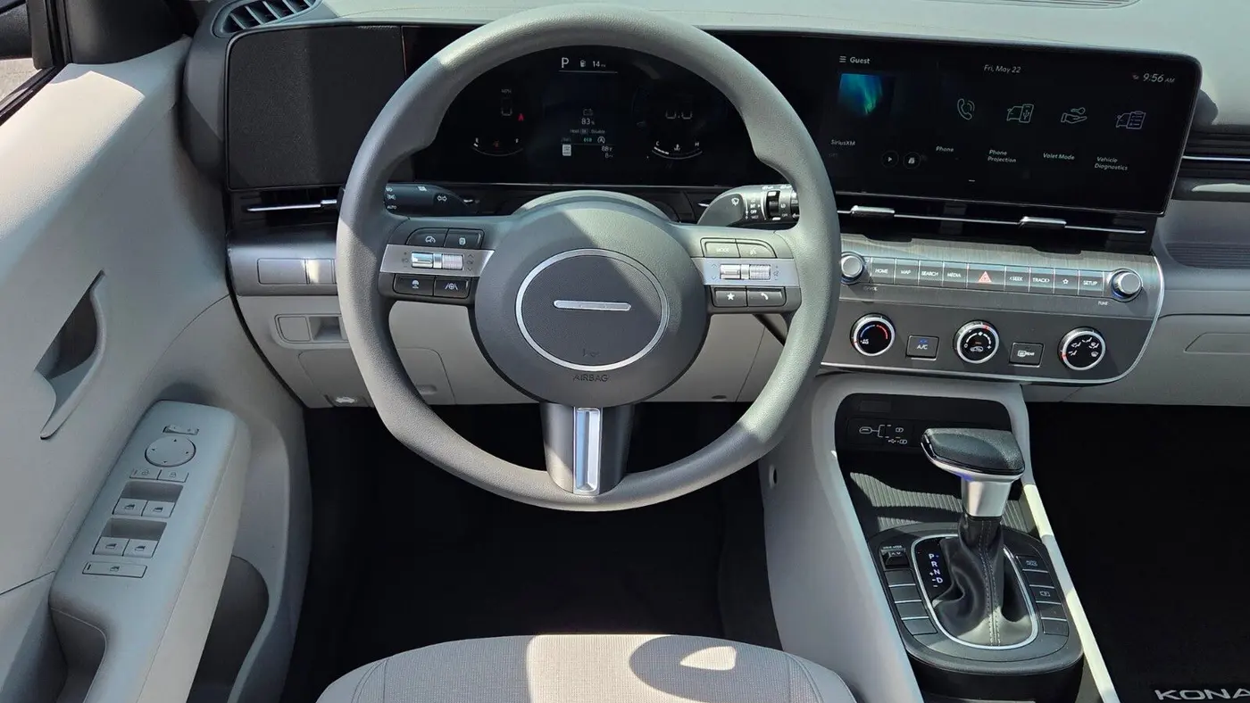 2026 Hyundai KONA SE