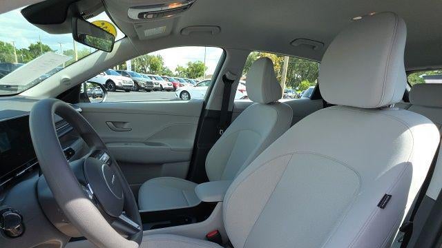 2025 Hyundai KONA SE
