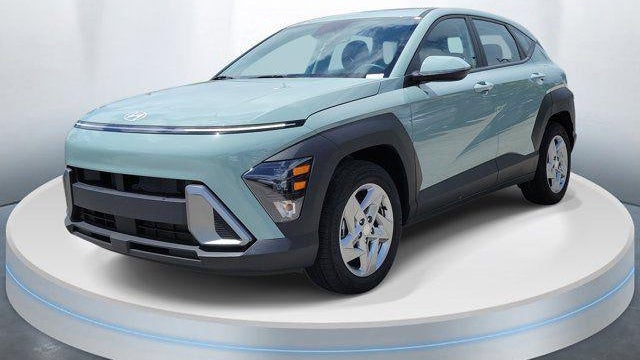 2026 Hyundai KONA SE