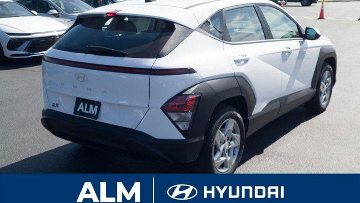 2026 Hyundai KONA SE