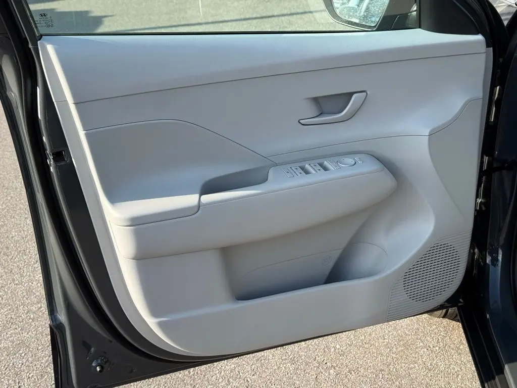 2026 Hyundai Kona - $25,605
