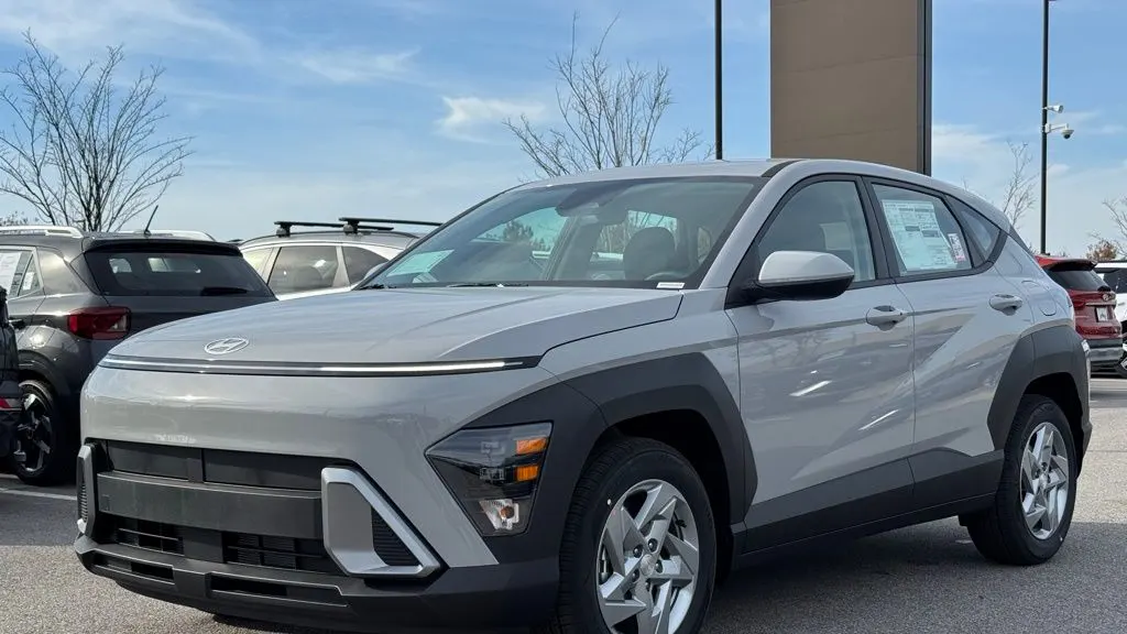 2026 Hyundai KONA SE
